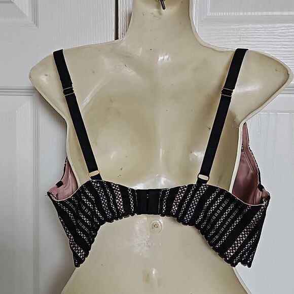 Victoria's Secret Women's Lightly Lined Underwire Push-Up Bra 36DD Pink/ Black - Picture 4 of 16